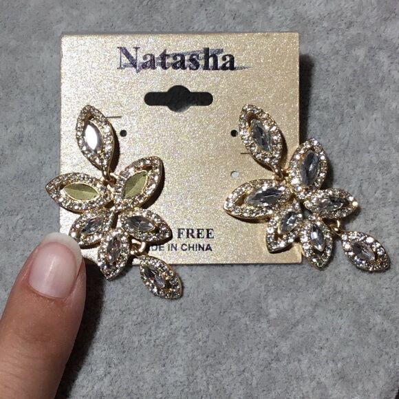 Natasha Crystal Cluster Drop Earrings (G1) - Picture 3 of 5